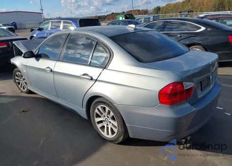 2006 BMW 325I z USA, uszkodzony, nr VIN WBAVB13516PT10393